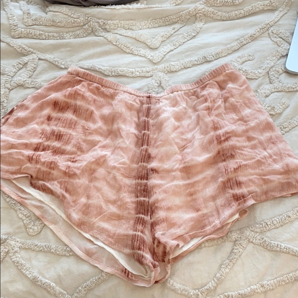 Tie dye loose fit tobi shorts